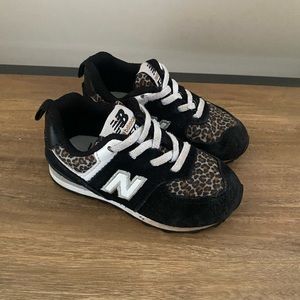 Toddler Girl New Balance size 6
